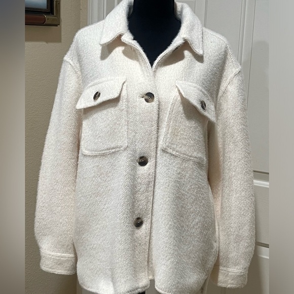 OLD NAVY SOFT-BRUSHED UTILITY  SHACKET, IVORY PEARL WOMENS SIZE M. - Picture 3 of 8